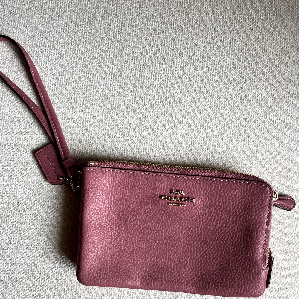 Coach Signature Double Corner Zip Wristlet Wallet